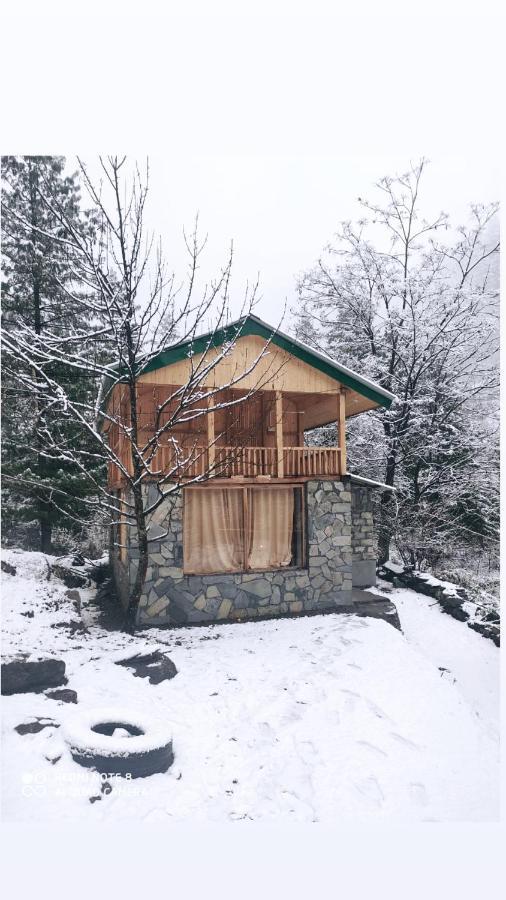 Moksha - By The River Vila Jibhi Exterior foto