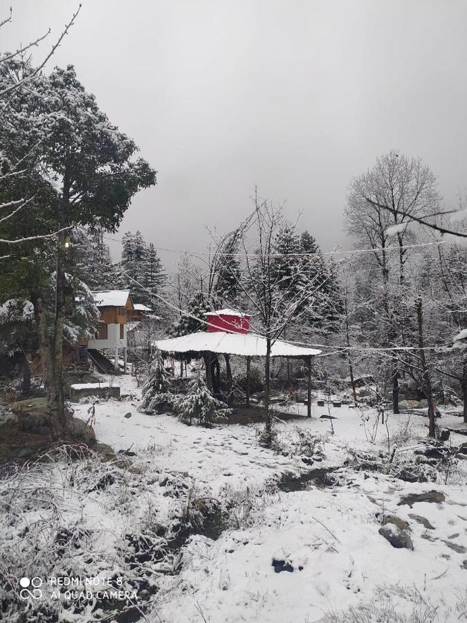 Moksha - By The River Vila Jibhi Exterior foto